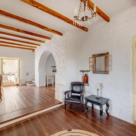 Danae By The Sea Πούντα