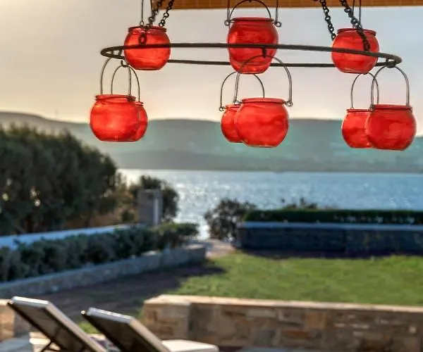 Danae By The Sea * Pounda